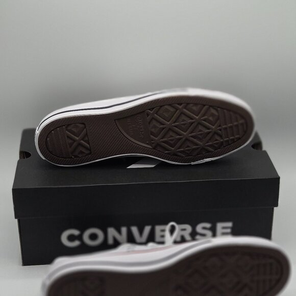 Converse White Leather Chuck Taylor All Star – NWOT W 9.5 M 7.5 Unisex - Picture 3 of 9
